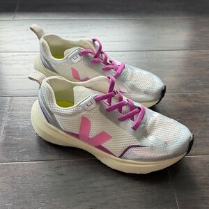 Veja Kids White Sneakers with Pink  Accents and Purple laces